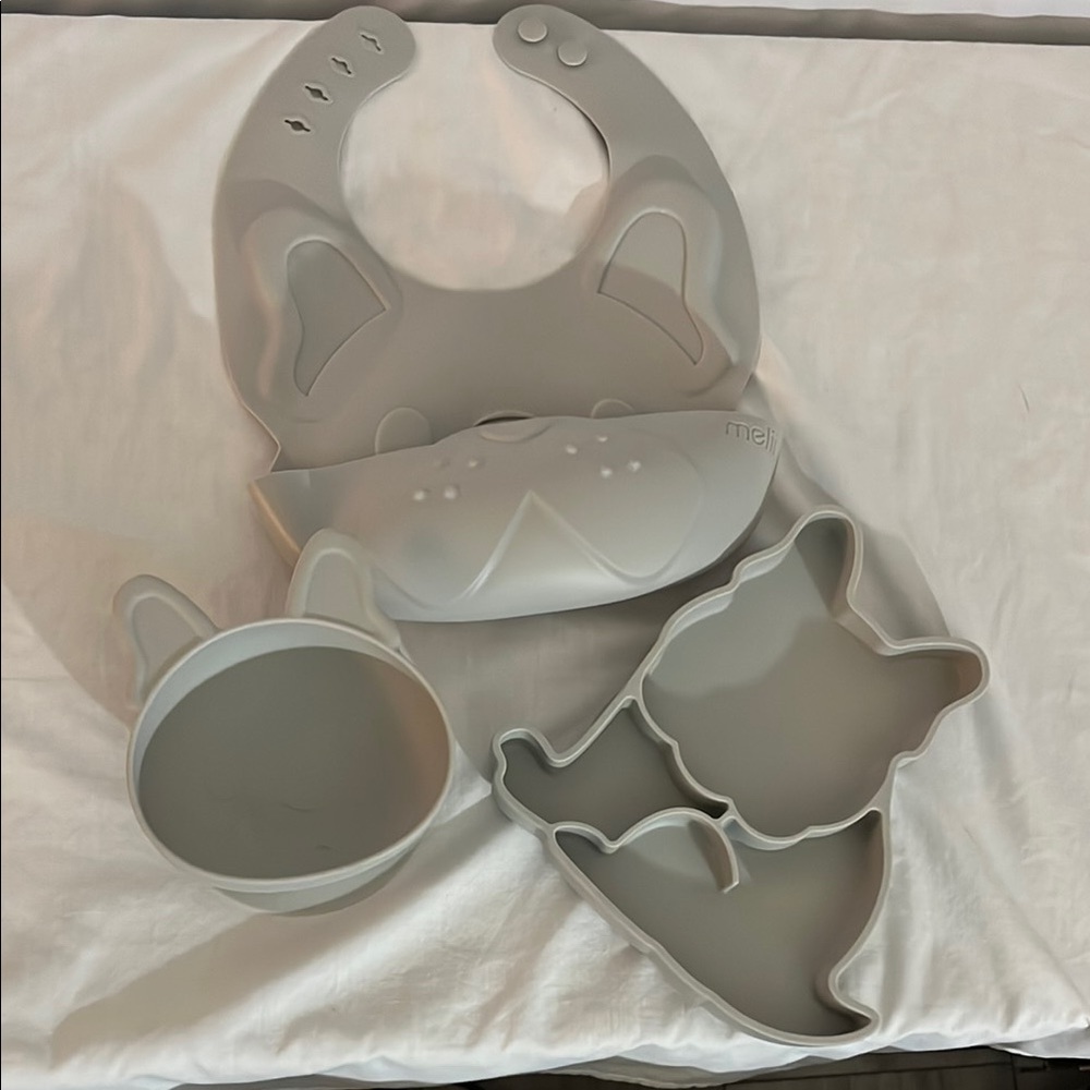 Gray Kids Silicone Feeding Set